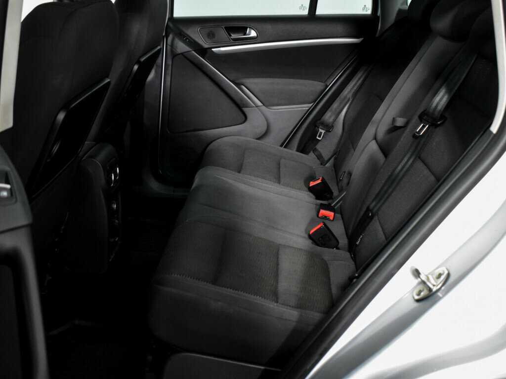 Б/У Фольксваген Тигуан 2012 года. Фото: #11