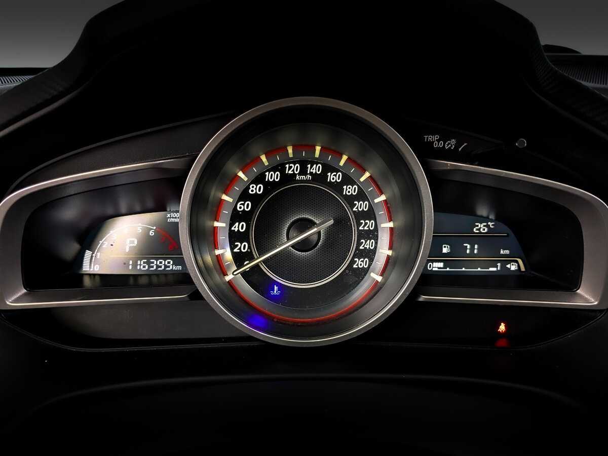 Б/У Мазда 3 2015 года. Фото: #12