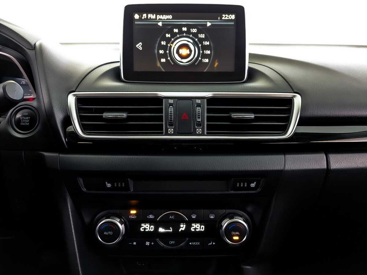 Б/У Мазда 3 2015 года. Фото: #14