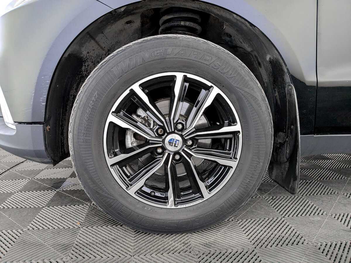 Б/У Джили Эмгранд Икс7 2018 года. Фото: #17