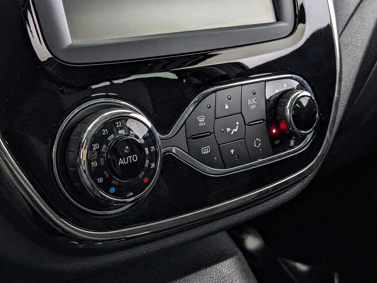 Б/У Рено Каптюр 2019 года. Фото: #20