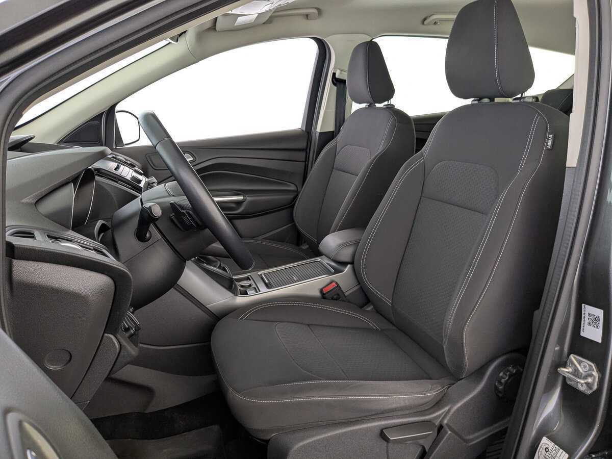 Б/У Форд Куга 2018 года. Фото: #19