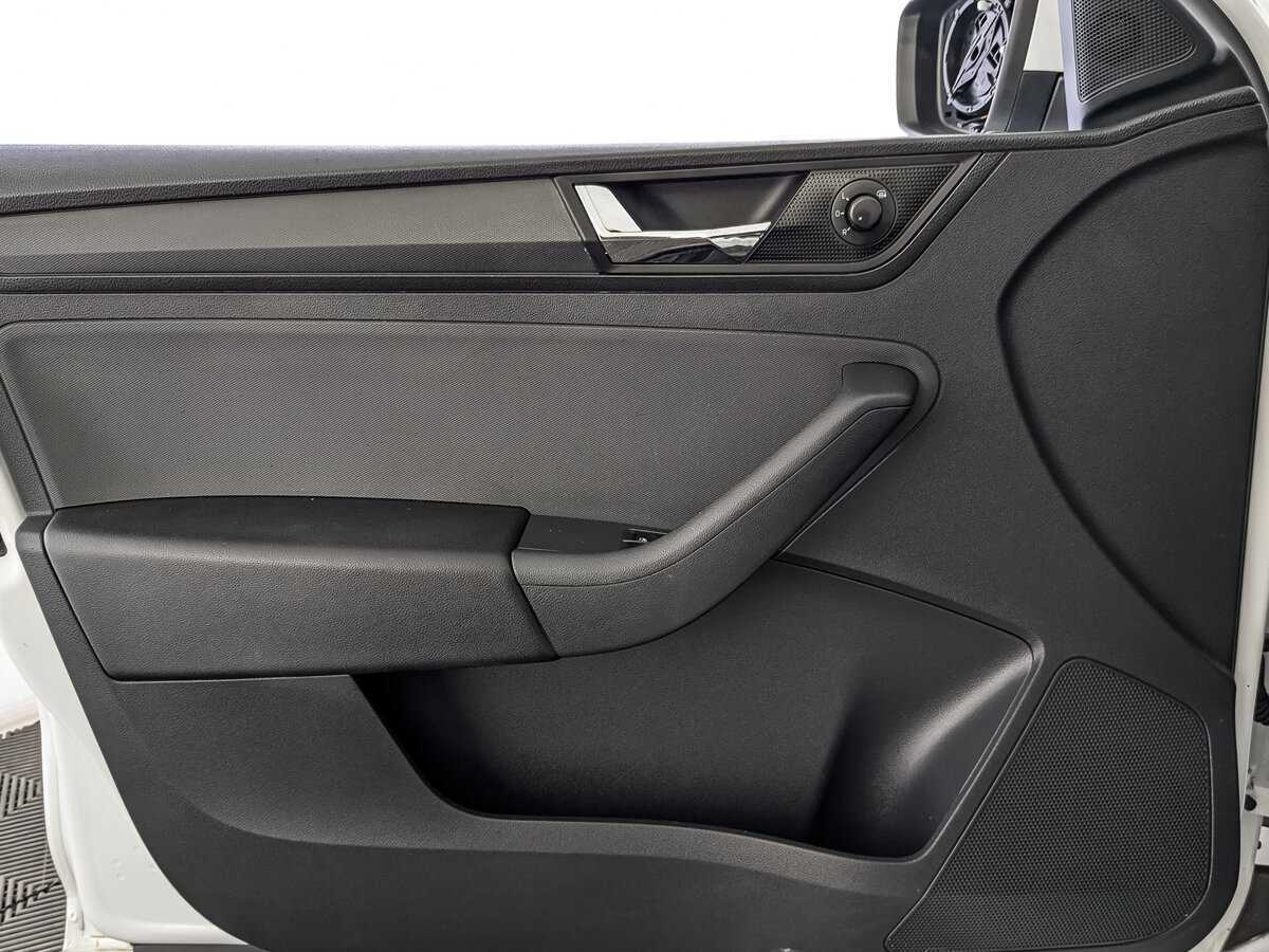 Б/У Шкода Рапид 2019 года. Фото: #16