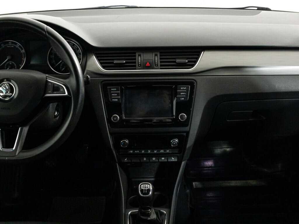 Б/У Шкода Рапид 2019 года. Фото: #13