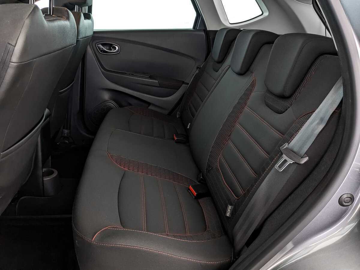 Б/У Рено Каптюр 2018 года. Фото: #17