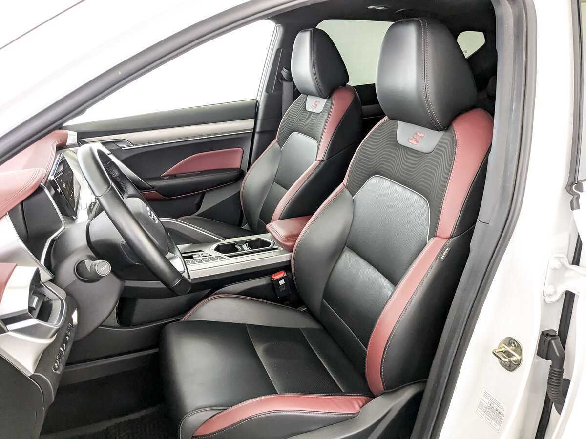 Б/У Джили Кулрэй 2022 года. Фото: #17