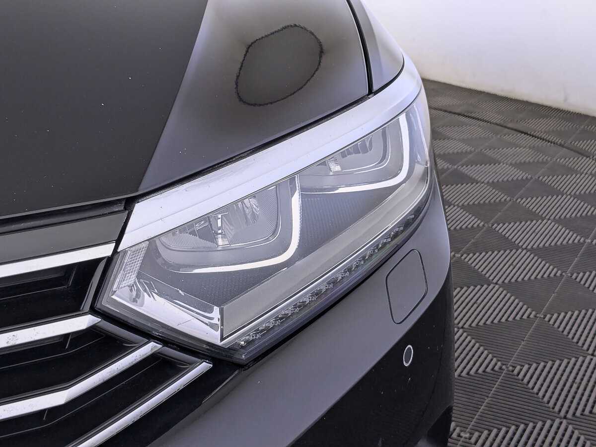 Б/У Фольксваген Пассат 2016 года. Фото: #16