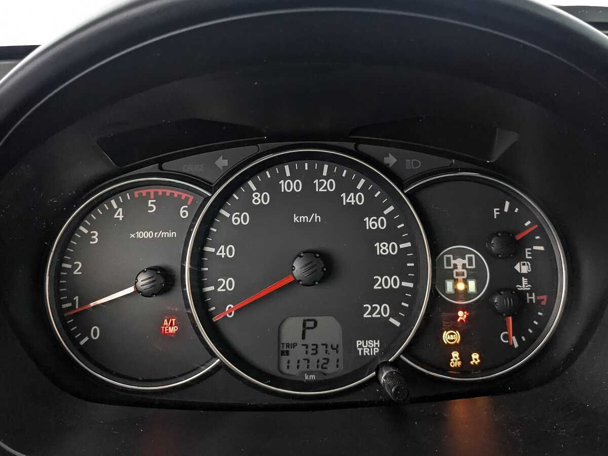 Б/У Митсубиши Паджеро Спорт 2013 года. Фото: #15