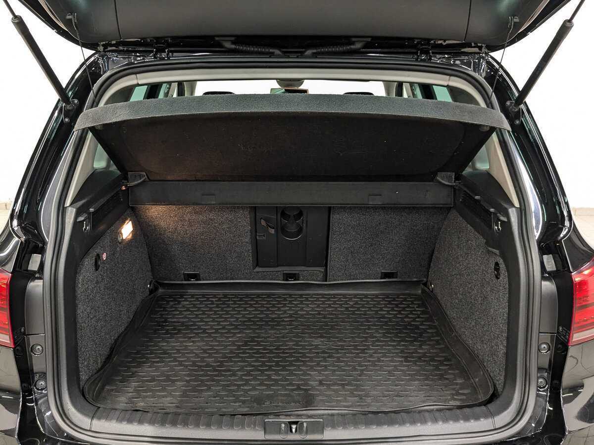 Б/У Фольксваген Тигуан 2015 года. Фото: #9