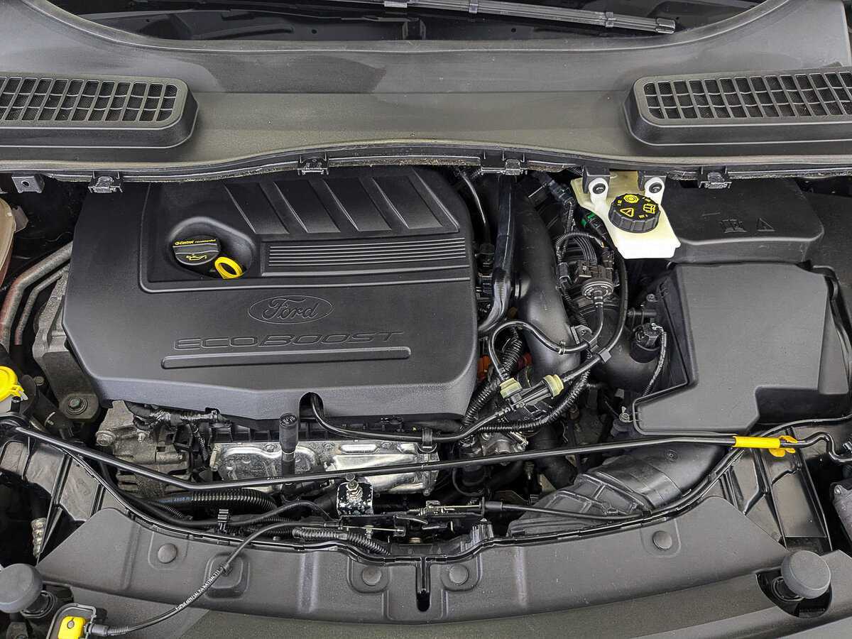 Б/У Форд Куга 2016 года. Фото: #8