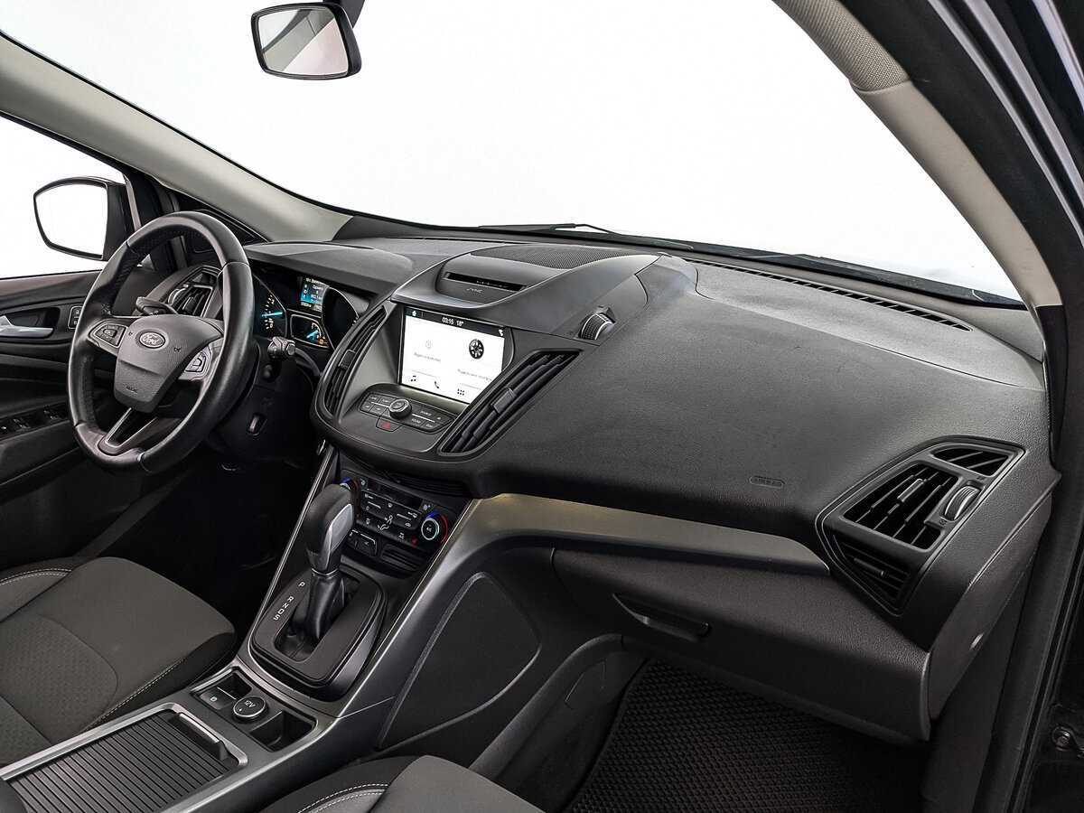 Б/У Форд Куга 2016 года. Фото: #12