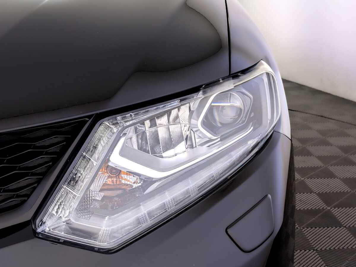 Б/У Ниссан Икс-Трейл 2017 года. Фото: #16