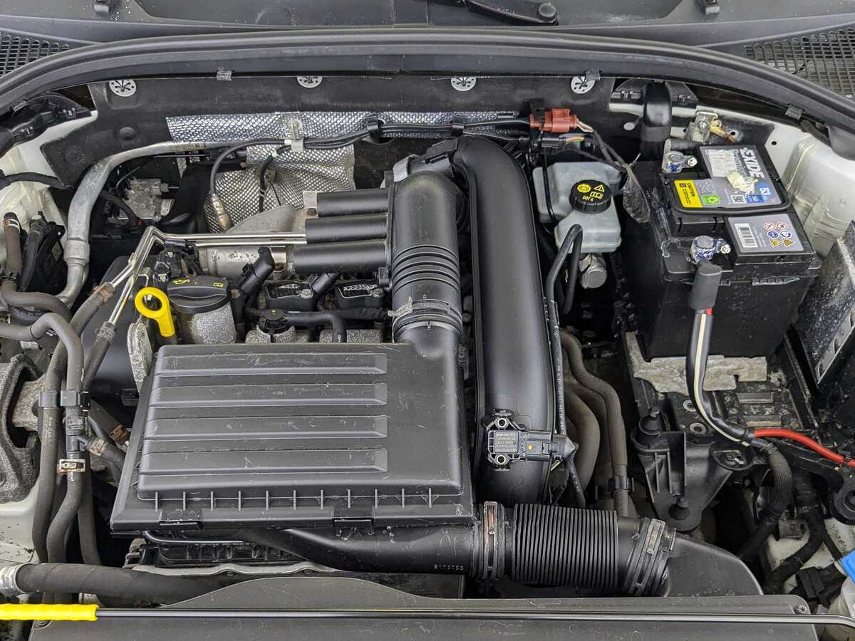 Б/У Шкода Октавия 2017 года. Фото: #8