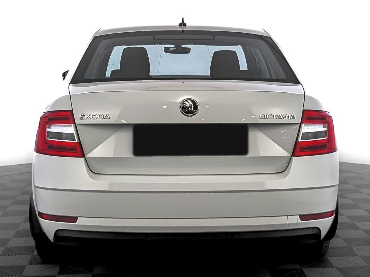 Б/У Шкода Октавия 2018 года. Фото: #5