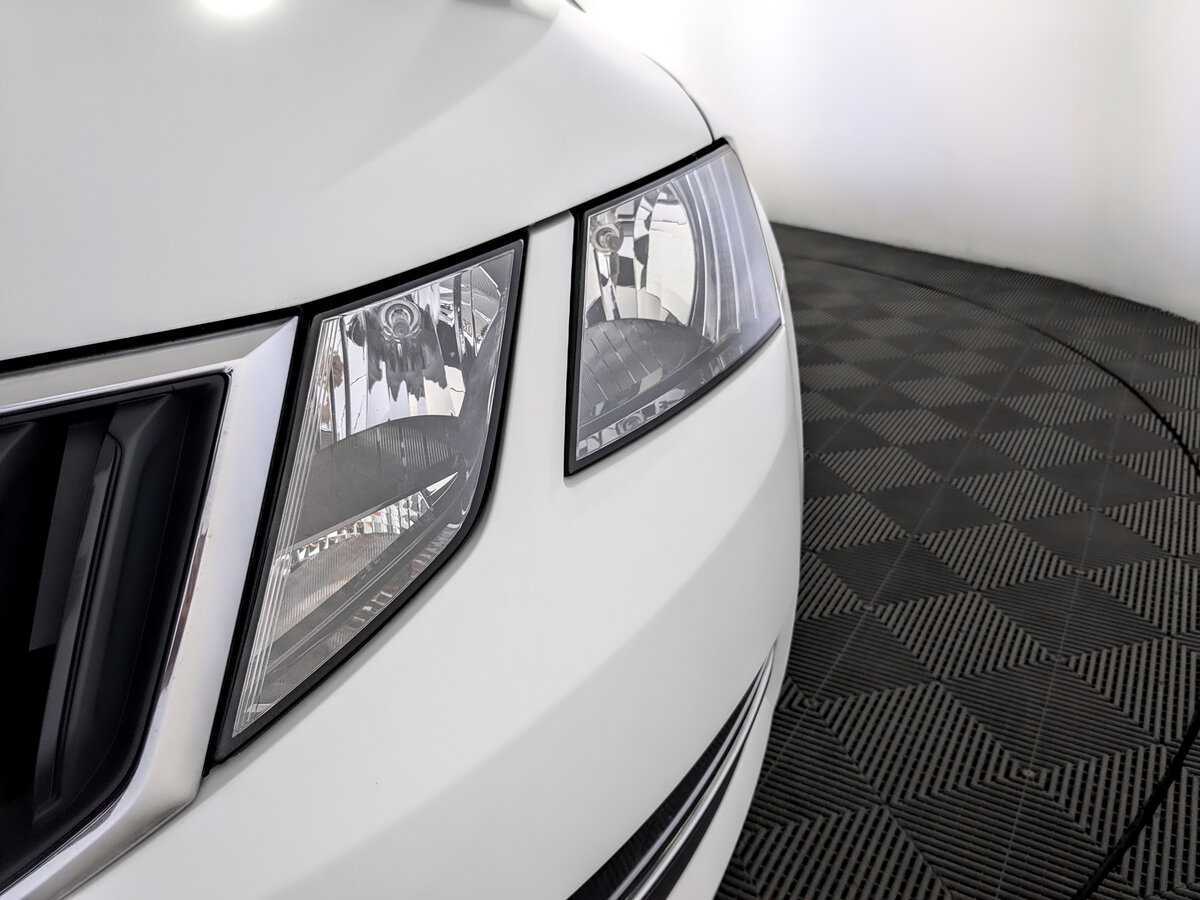 Б/У Шкода Октавия 2018 года. Фото: #16