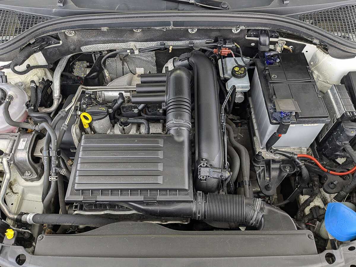 Б/У Шкода Октавия 2018 года. Фото: #8