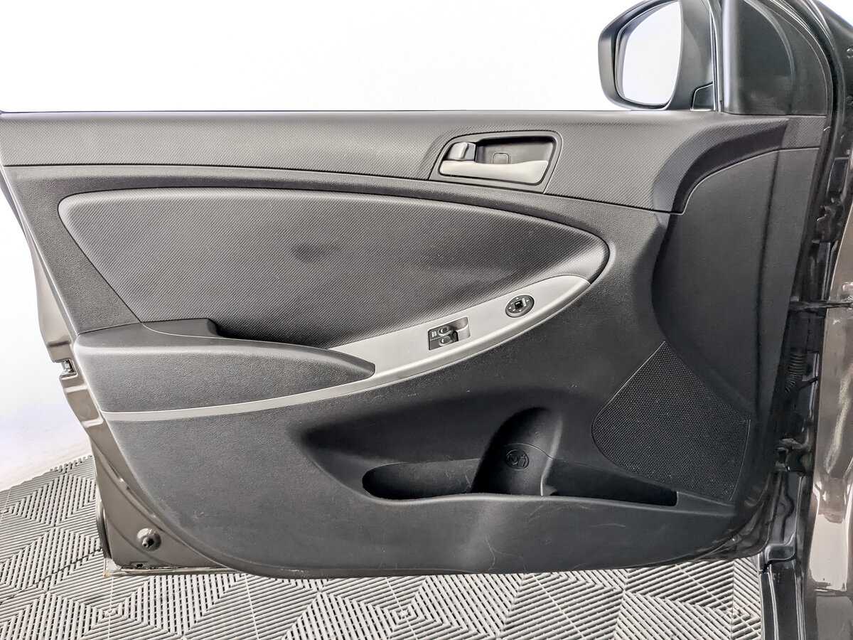 Б/У Хендай Солярис 2016 года. Фото: #17