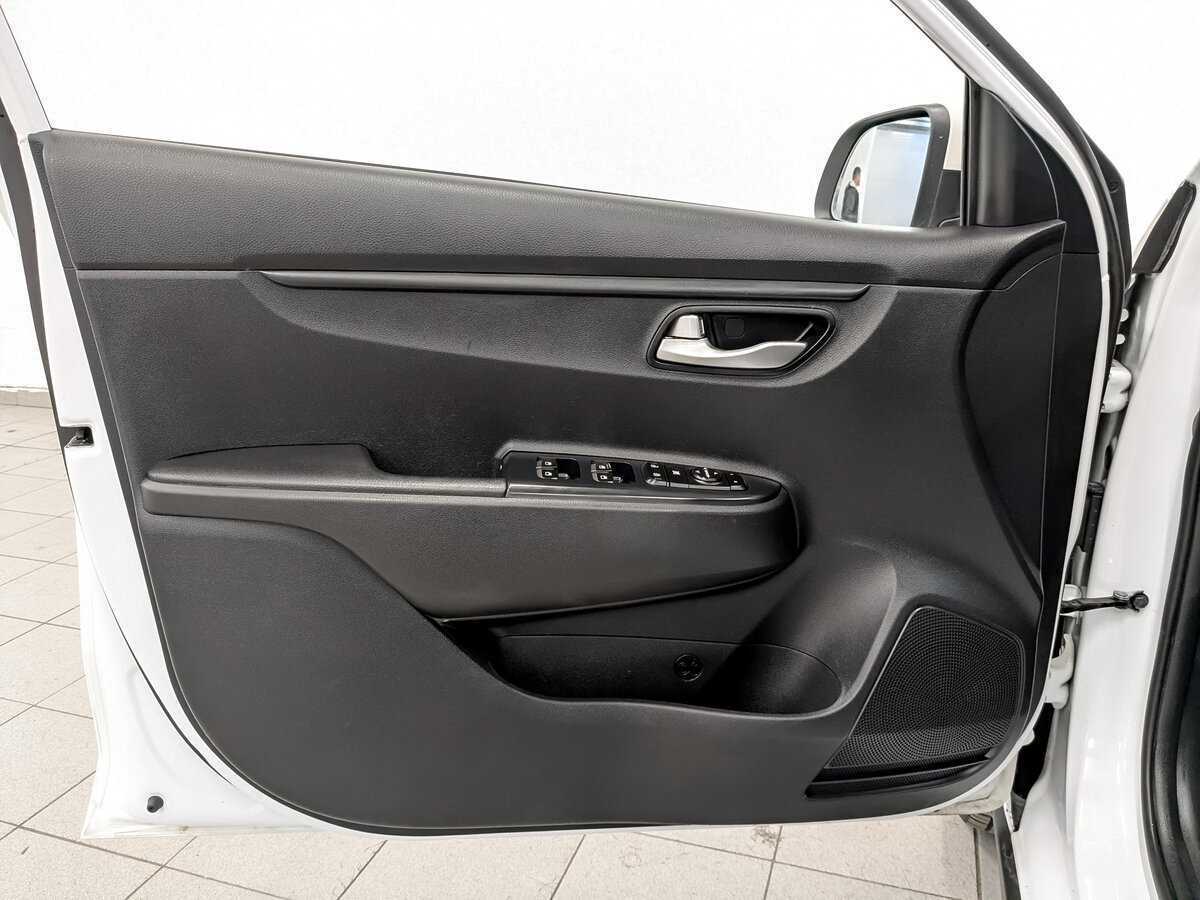 Б/У Киа Рио 2020 года. Фото: #17