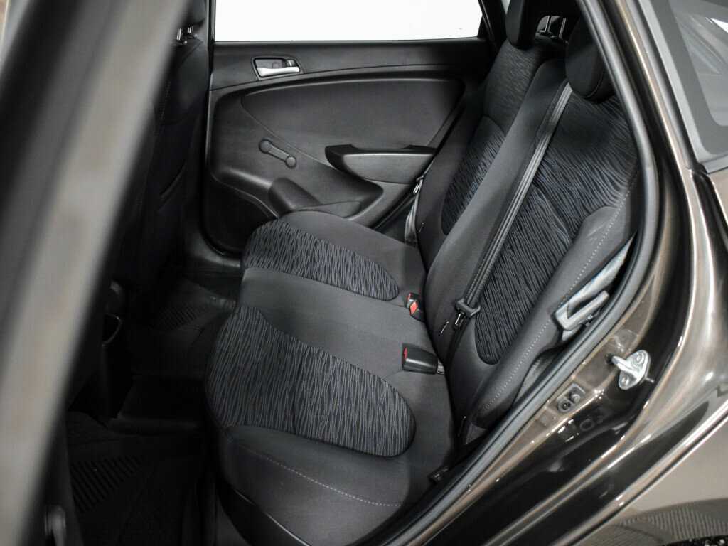 Б/У Хендай Солярис 2015 года. Фото: #9