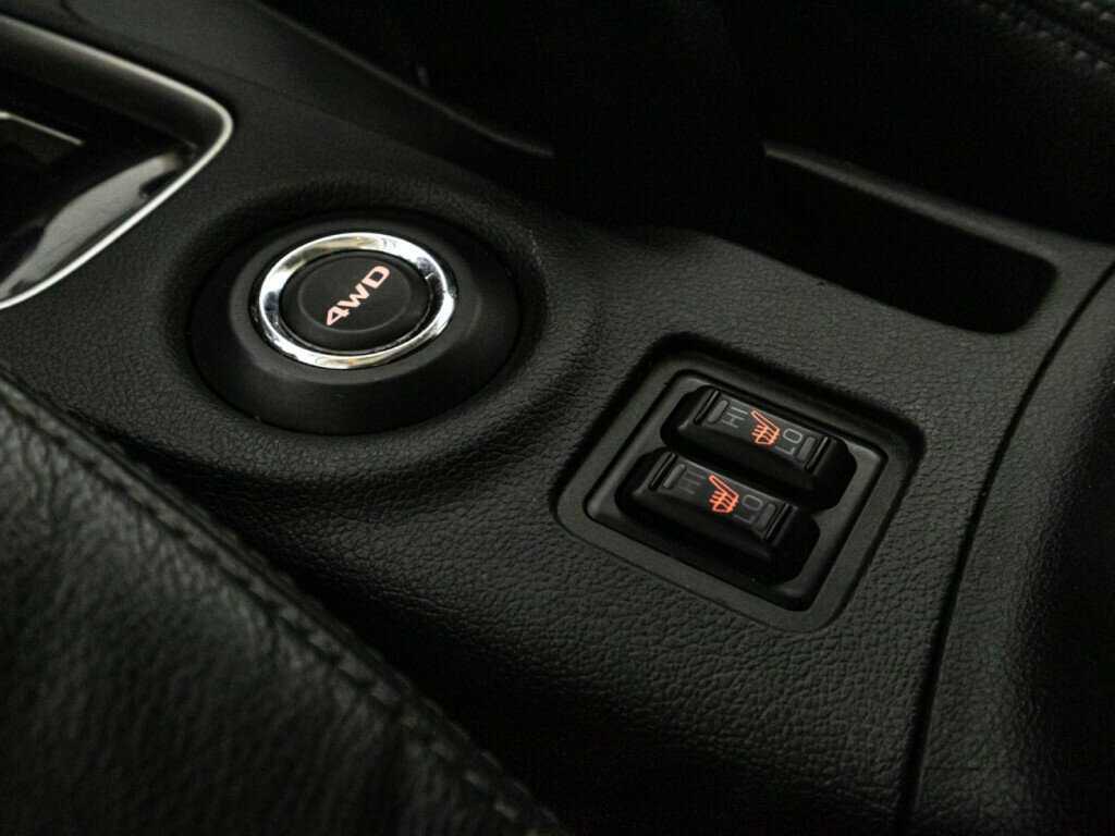 Б/У Митсубиши Оутлэндер 2012 года. Фото: #16