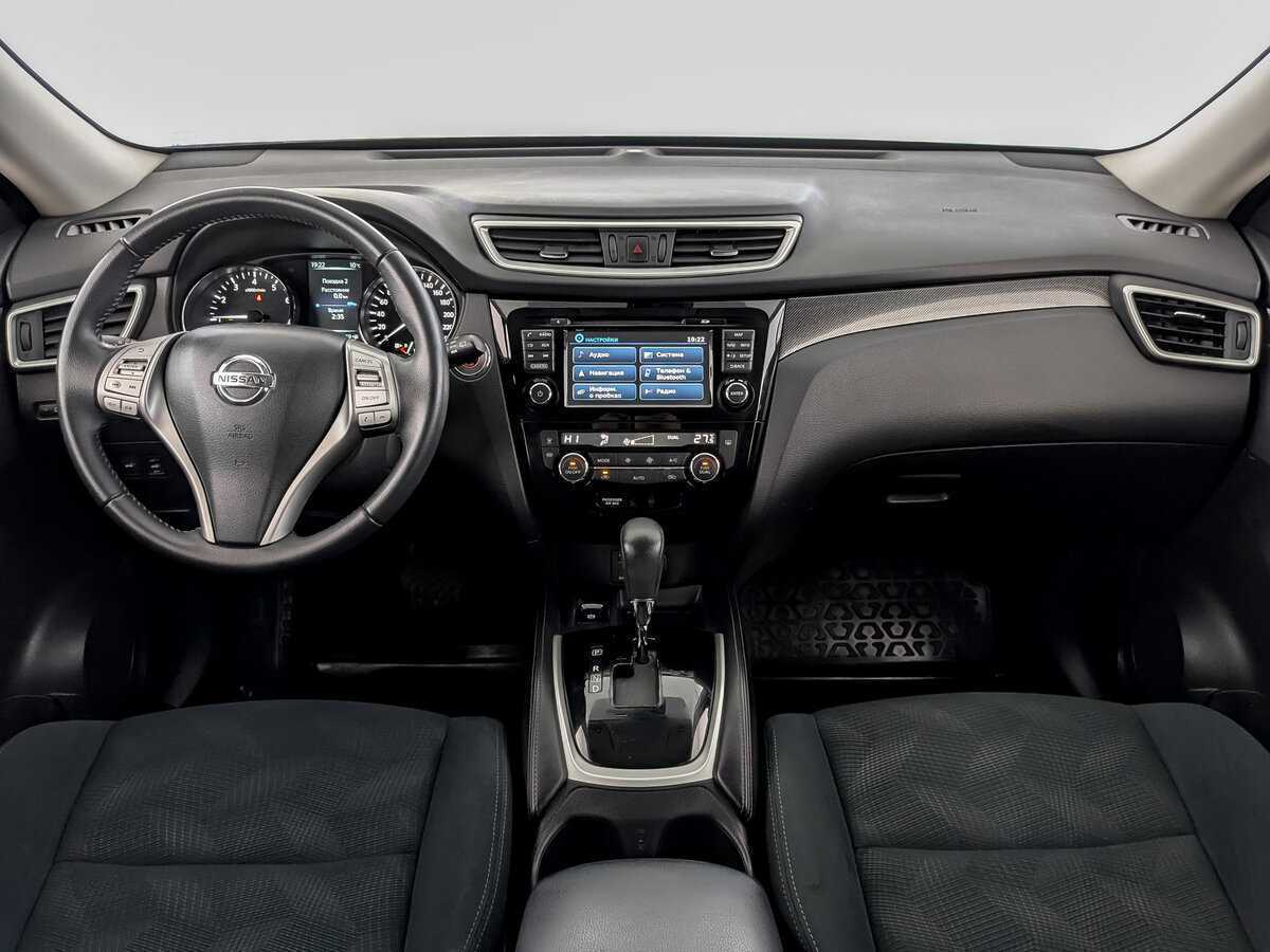 Б/У Ниссан Икс-Трейл 2017 года. Фото: #13