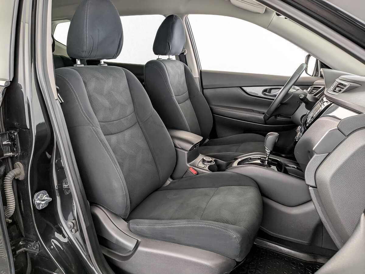 Б/У Ниссан Икс-Трейл 2017 года. Фото: #20