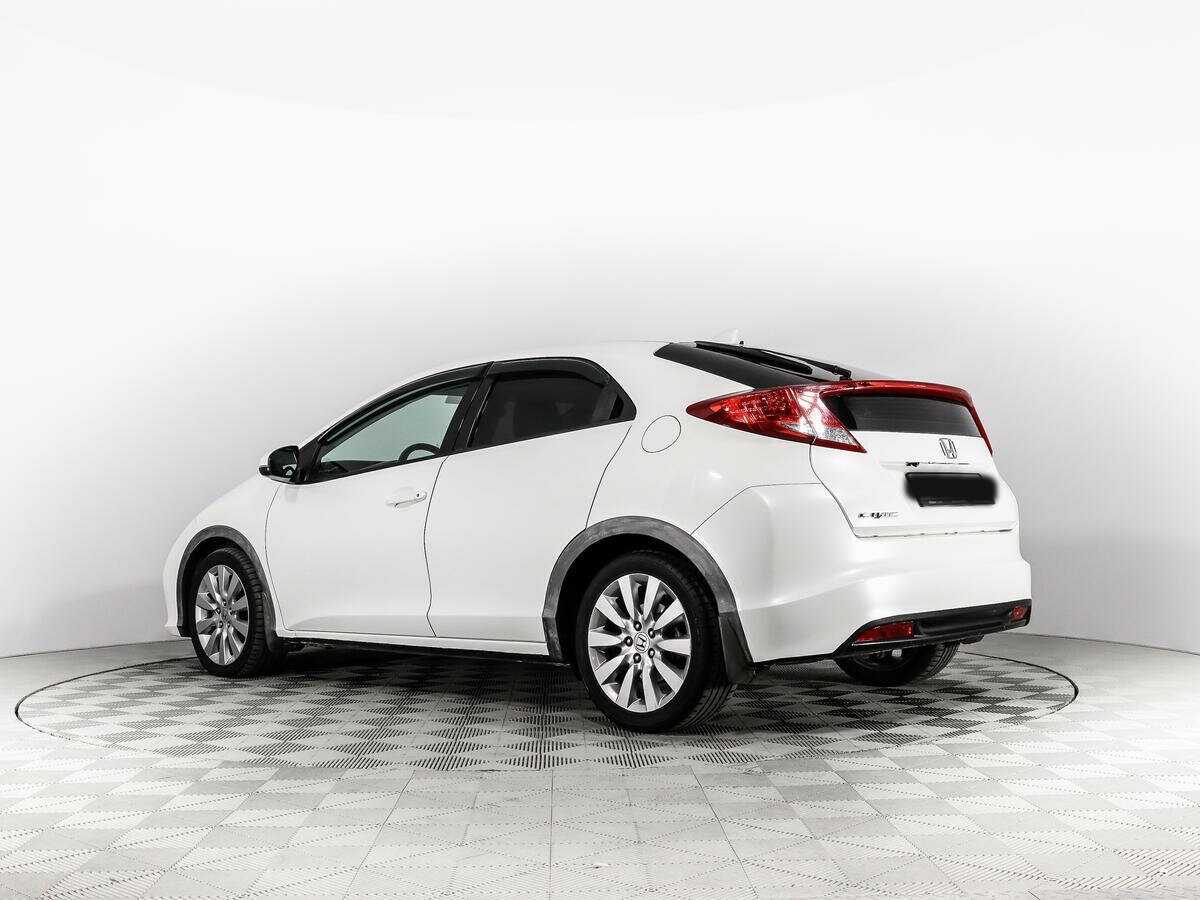 Б/У Хонда Цивик 2012 года. Фото: #6