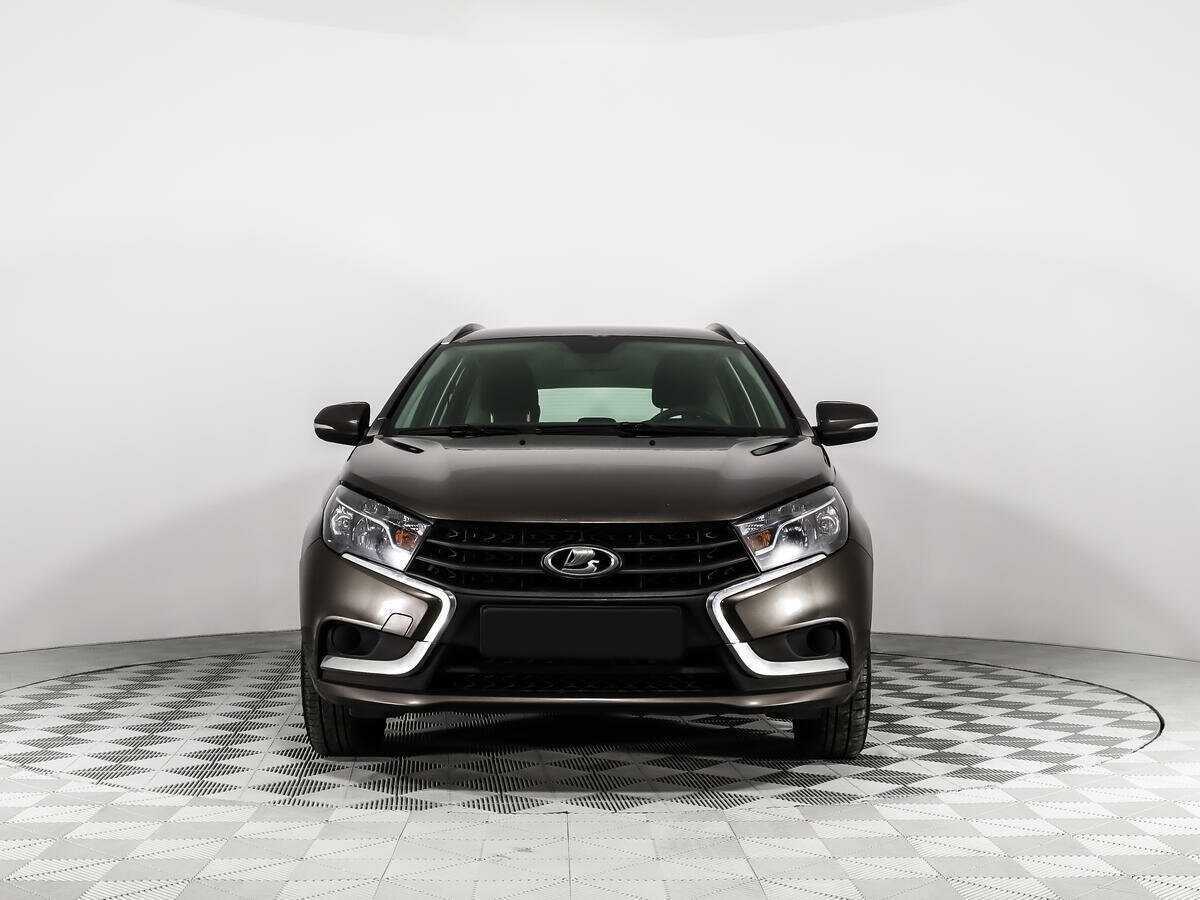 Б/У Лада (ВАЗ) Веста 2019 года. Фото: #1