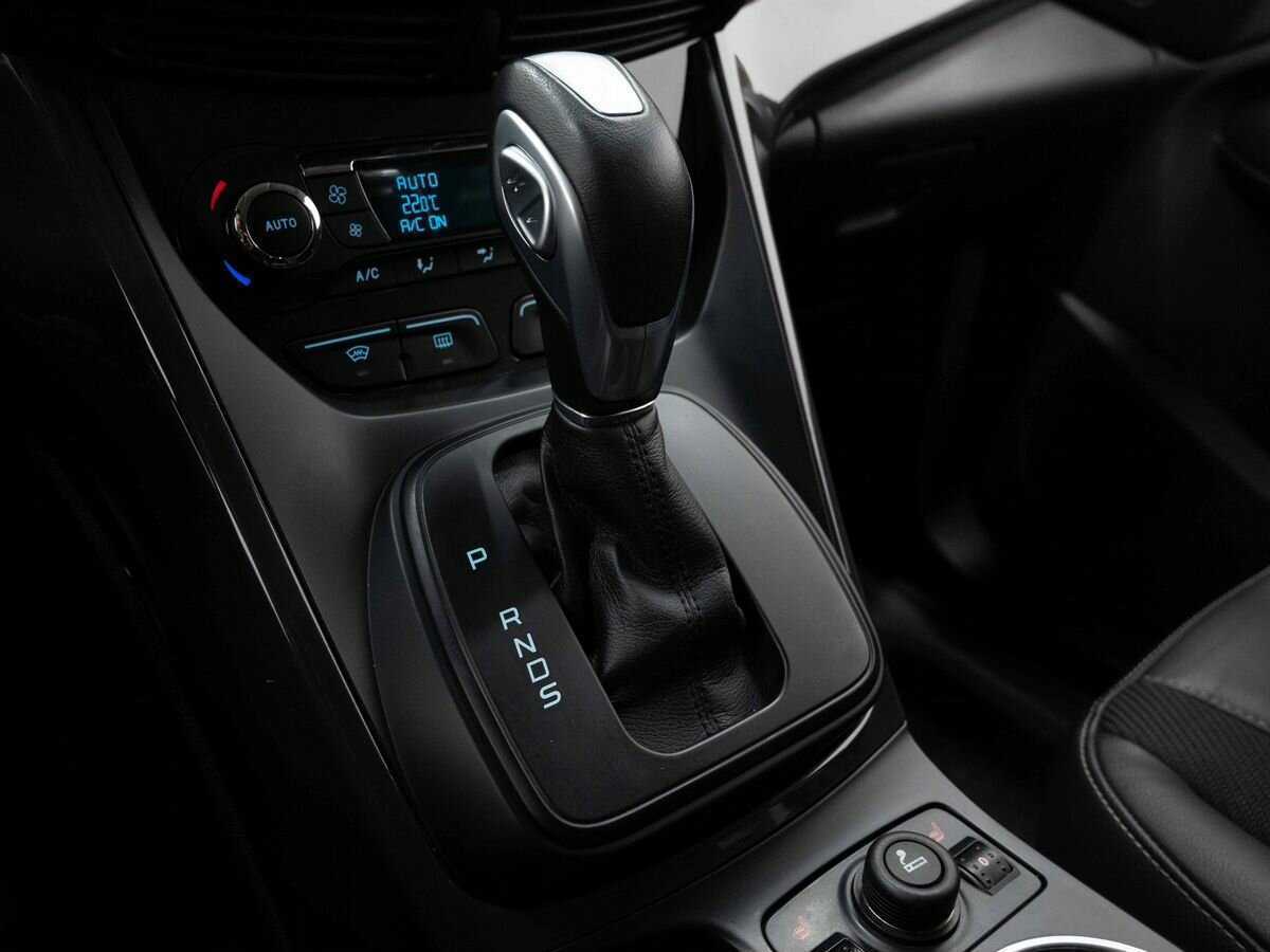 Б/У Форд Куга 2016 года. Фото: #24