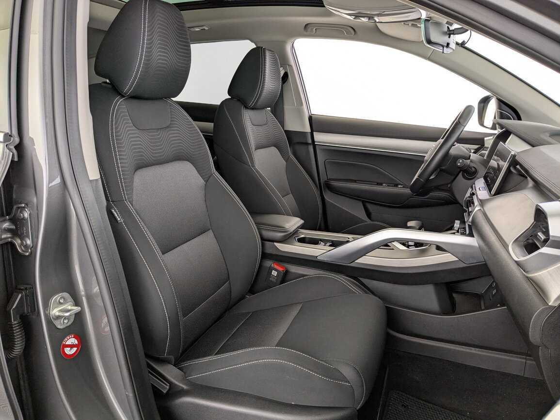 Б/У Джили Кулрэй 2022 года. Фото: #18