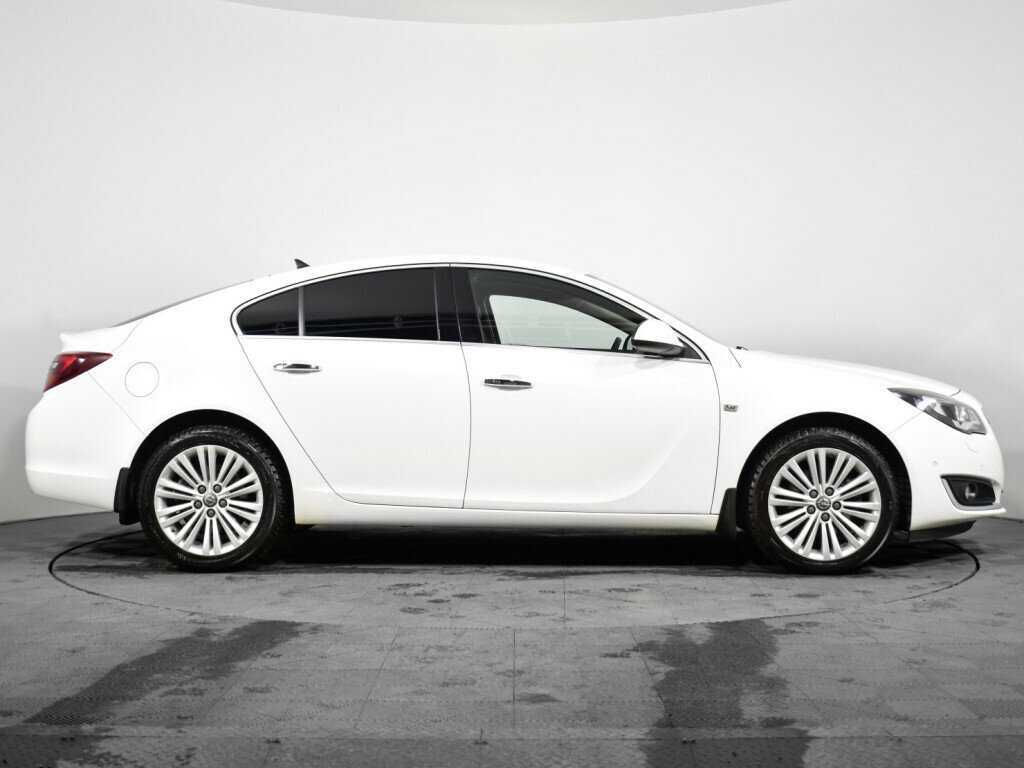 Б/У Опель Инсигния 2014 года. Фото: #3