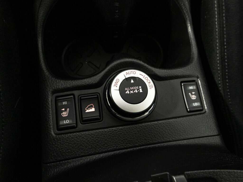 Б/У Ниссан Икс-Трейл 2015 года. Фото: #15