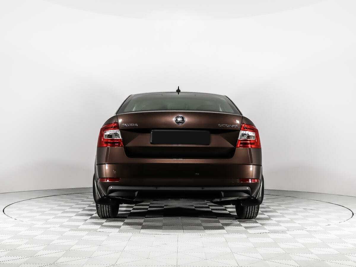 Б/У Шкода Октавия 2017 года. Фото: #5