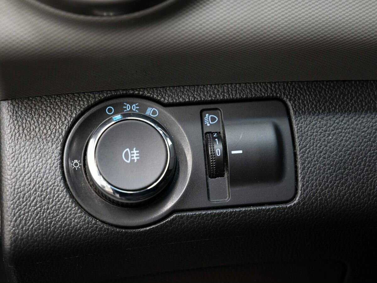 Б/У Шевроле Авео 2014 года. Фото: #17