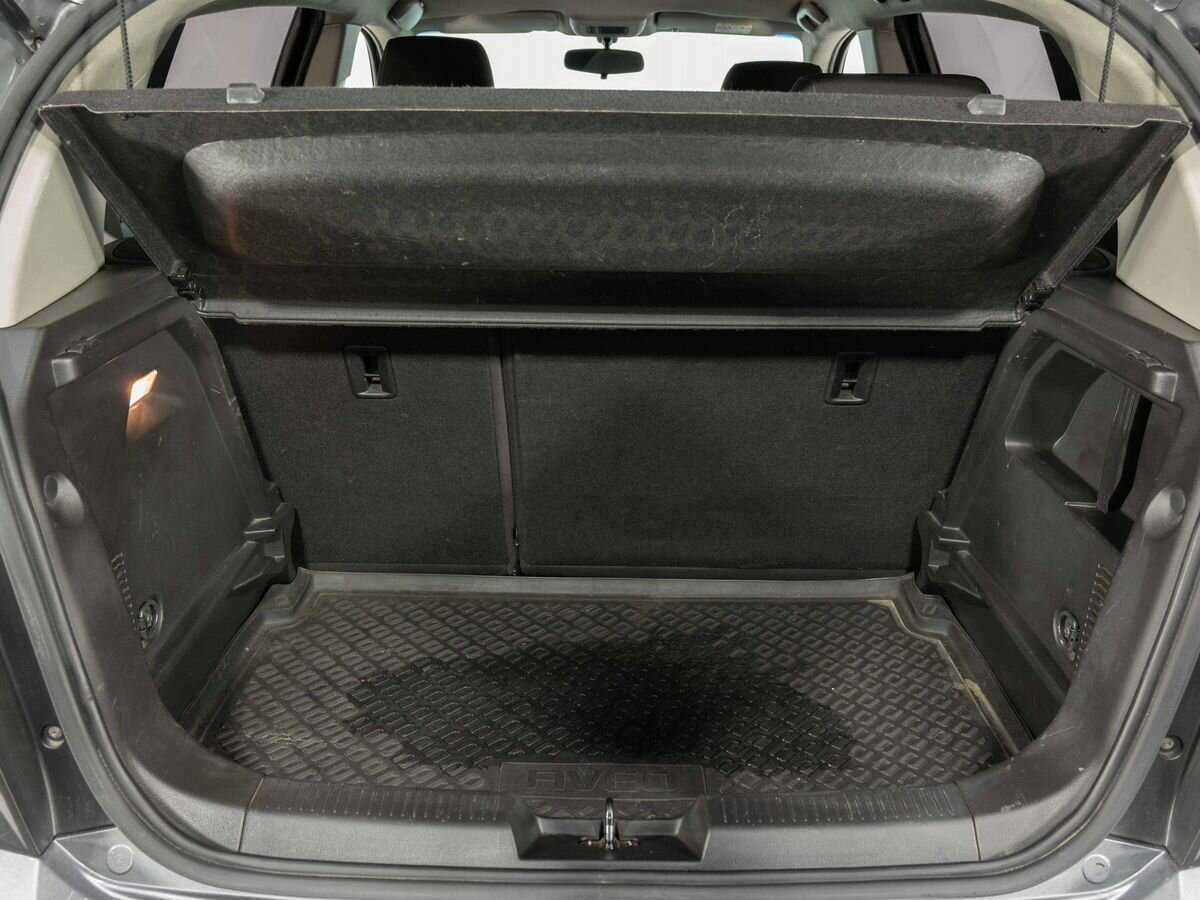 Б/У Шевроле Авео 2014 года. Фото: #21