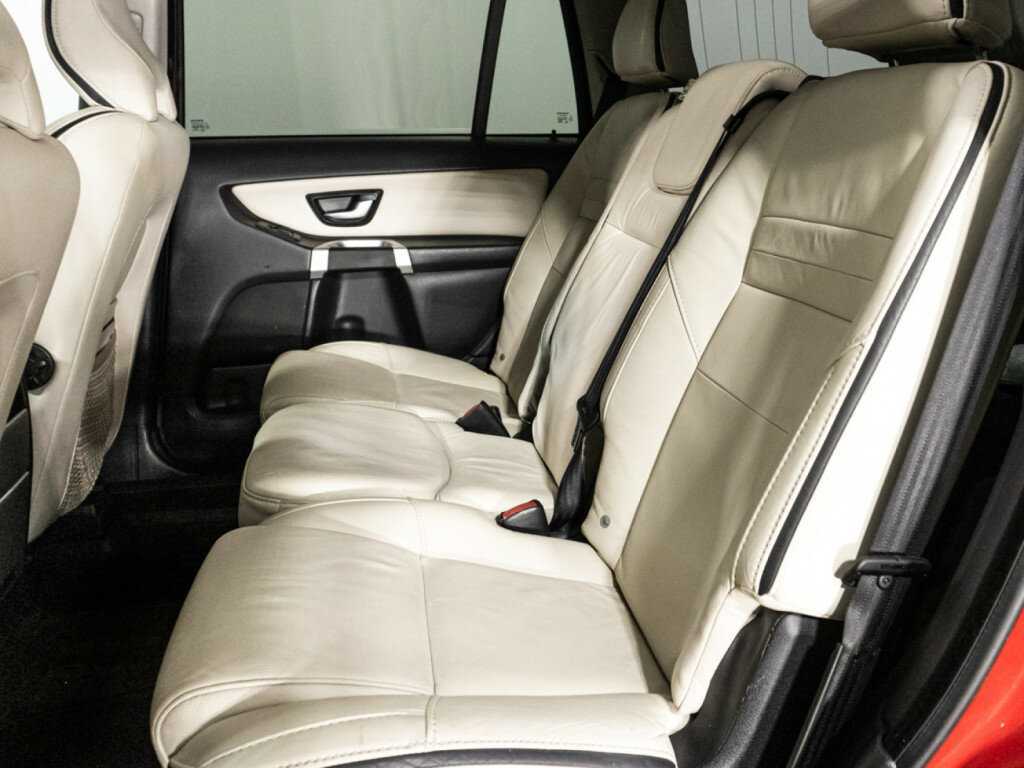 Б/У Вольво ИксЦ90 2012 года. Фото: #9