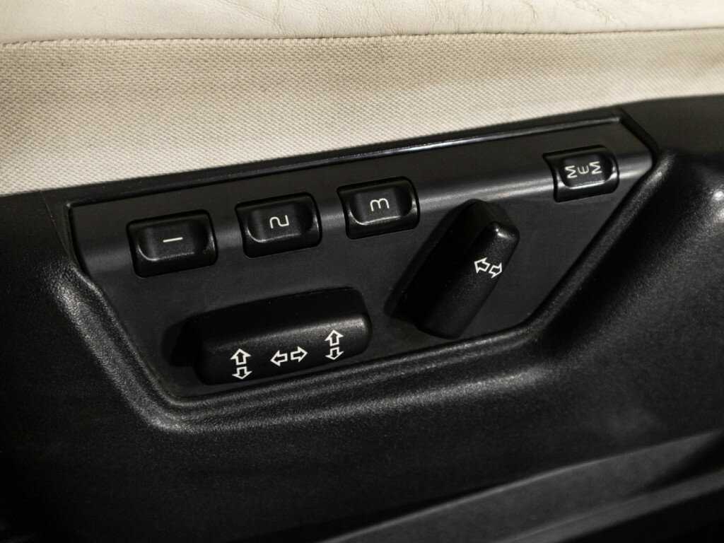 Б/У Вольво ИксЦ90 2012 года. Фото: #15