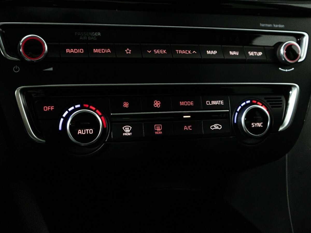 Б/У Киа Оптима 2019 года. Фото: #21