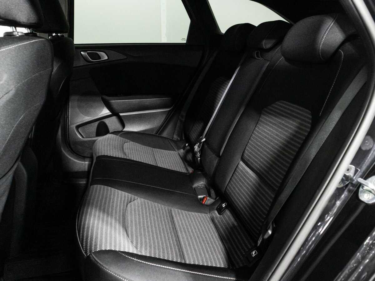 Б/У Киа Сид 2021 года. Фото: #9