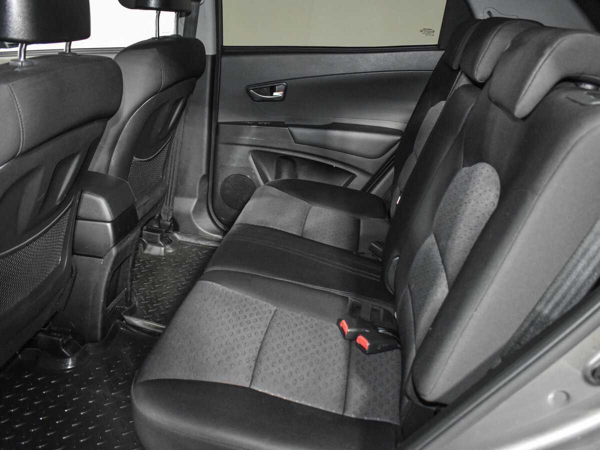 Б/У Сан-Ён Актион 2013 года. Фото: #11