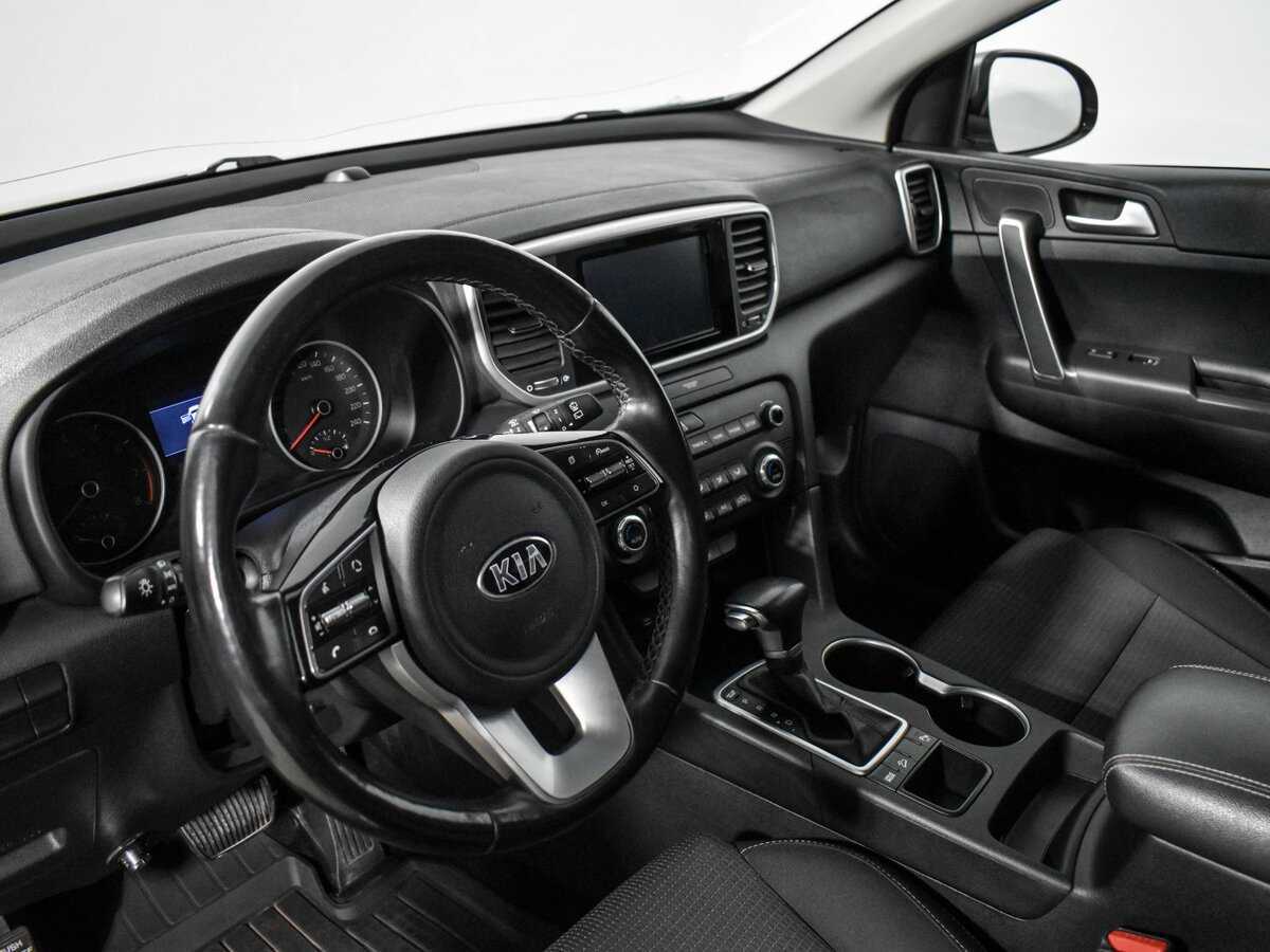 Б/У Киа Спортейдж 2019 года. Фото: #8