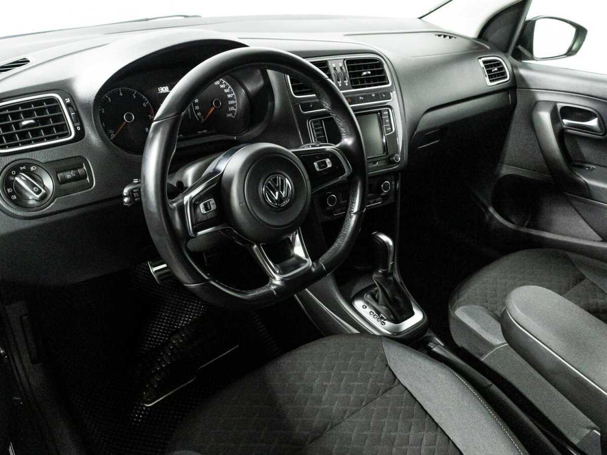 Б/У Фольксваген Поло 2018 года. Фото: #10