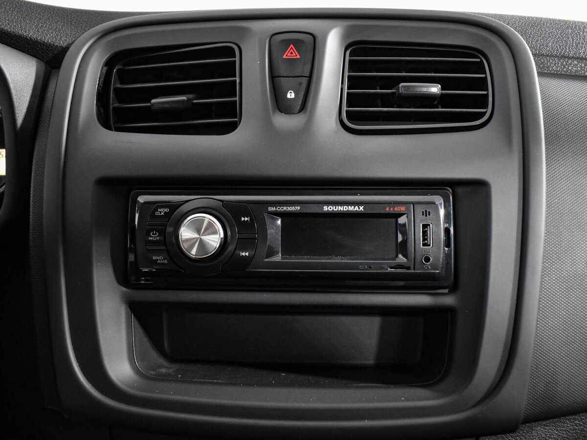 Б/У Рено Логан 2020 года. Фото: #15