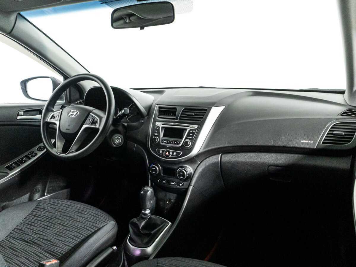 Б/У Хендай Солярис 2016 года. Фото: #8