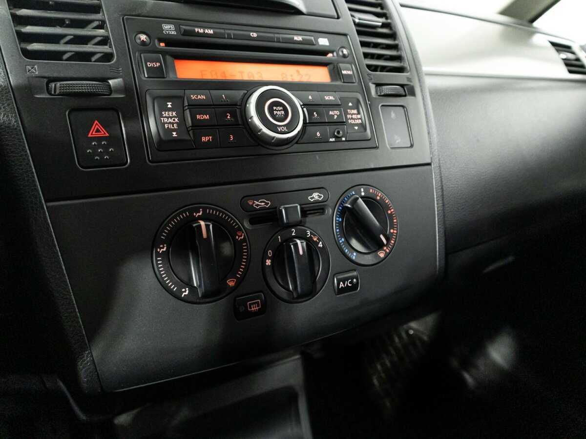 Б/У Ниссан Тиида 2013 года. Фото: #14