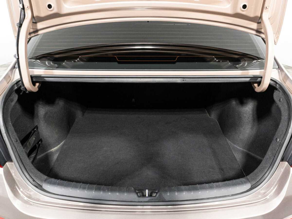 Б/У Киа Рио 2017 года. Фото: #14