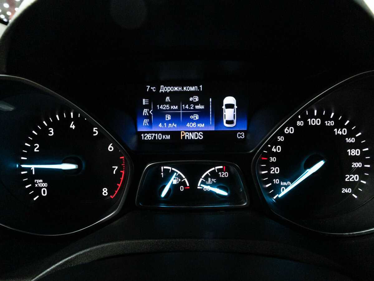 Б/У Форд Куга 2017 года. Фото: #11