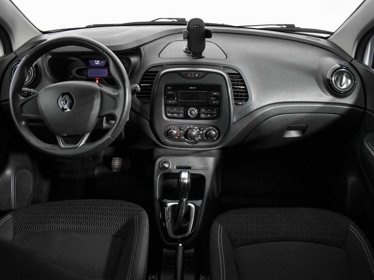 Б/У Рено Каптюр 2018 года. Фото: #13