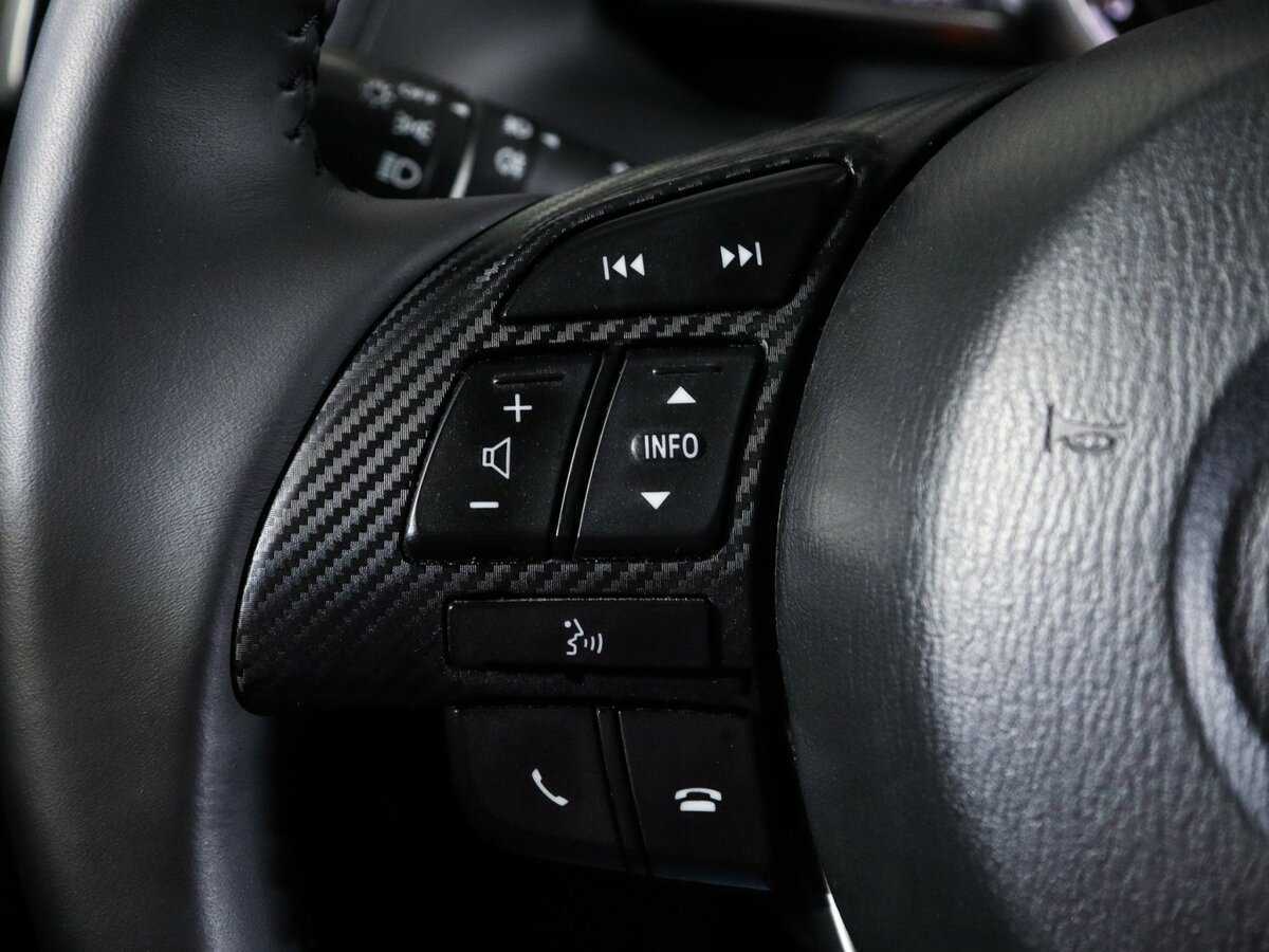 Б/У Мазда 3 2014 года. Фото: #18