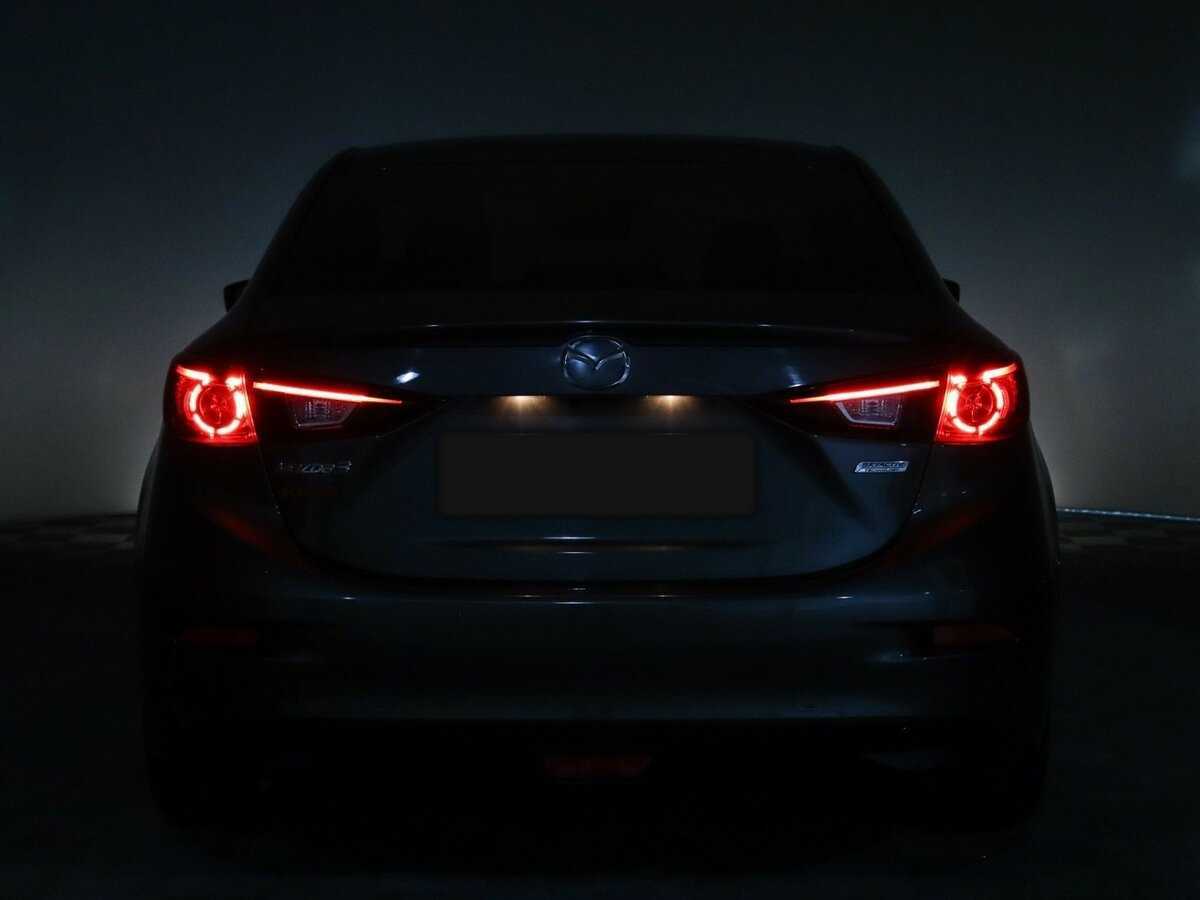 Б/У Мазда 3 2014 года. Фото: #23